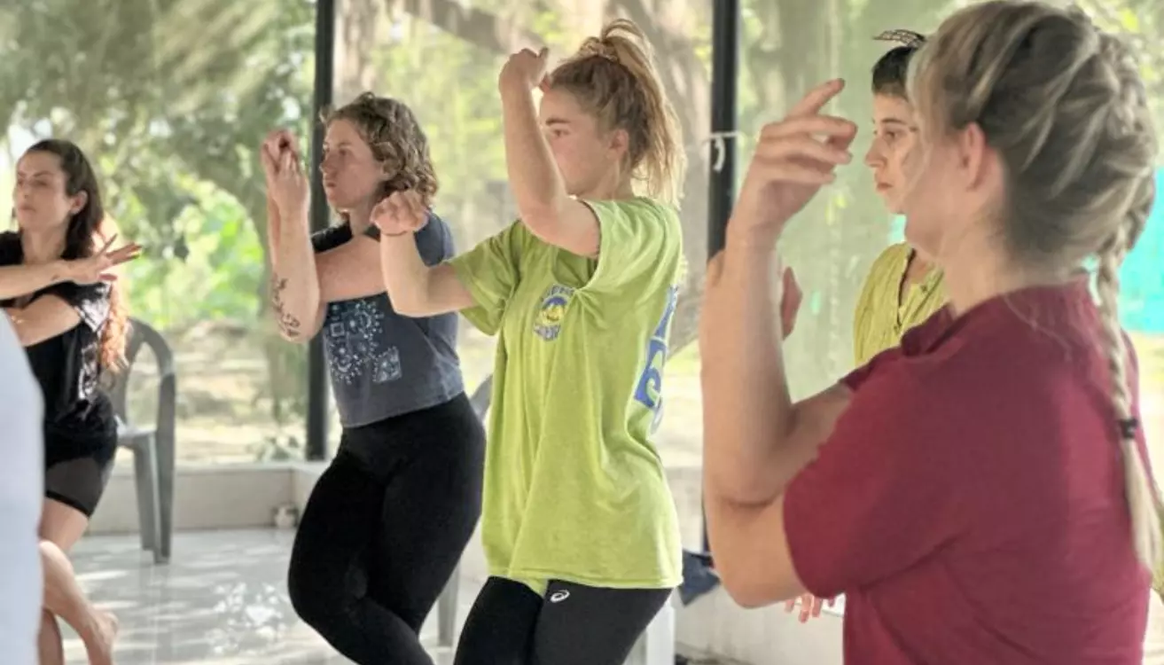 100-Hour Yoga Teacher Training Course
